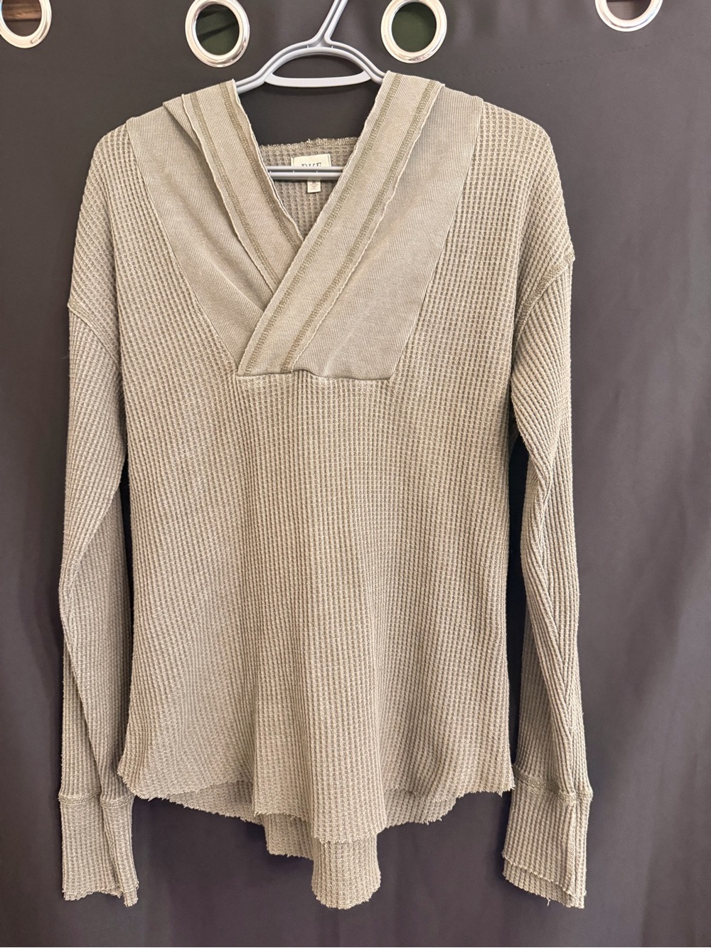 BKE Taupe V-Neck Waffle Knit Pullover With Hood Size M